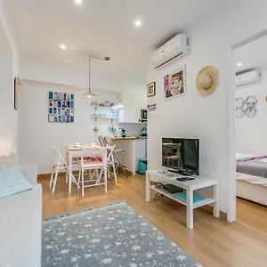 Apartment House